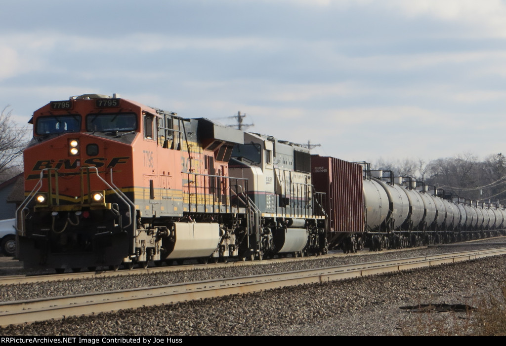 BNSF 7795 West